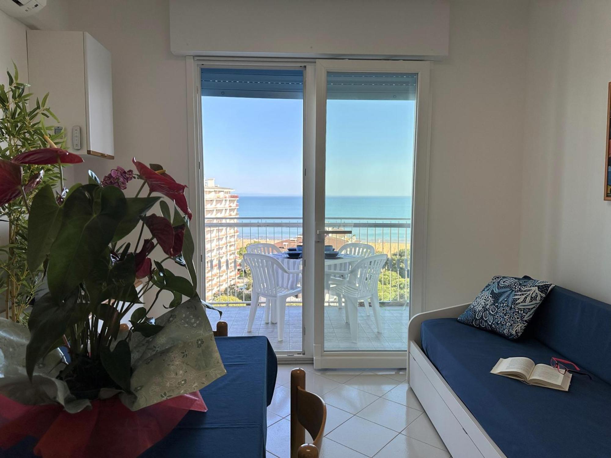 Appartamenti La Torre Lignano Sabbiadoro Eksteriør bilde