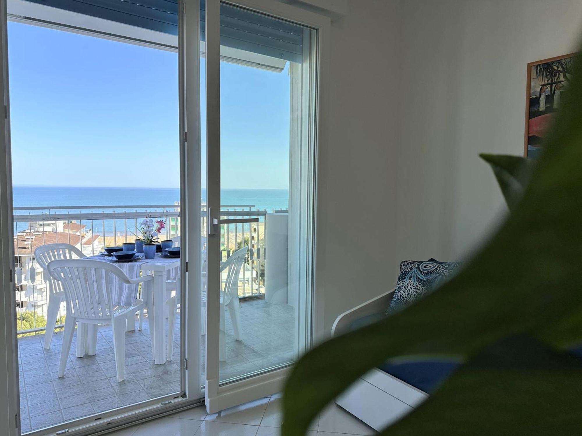 Appartamenti La Torre Lignano Sabbiadoro Eksteriør bilde