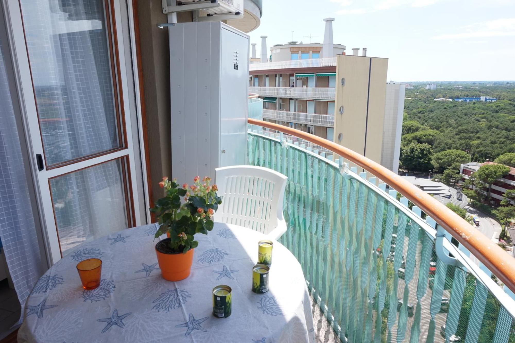 Appartamenti La Torre Lignano Sabbiadoro Rom bilde