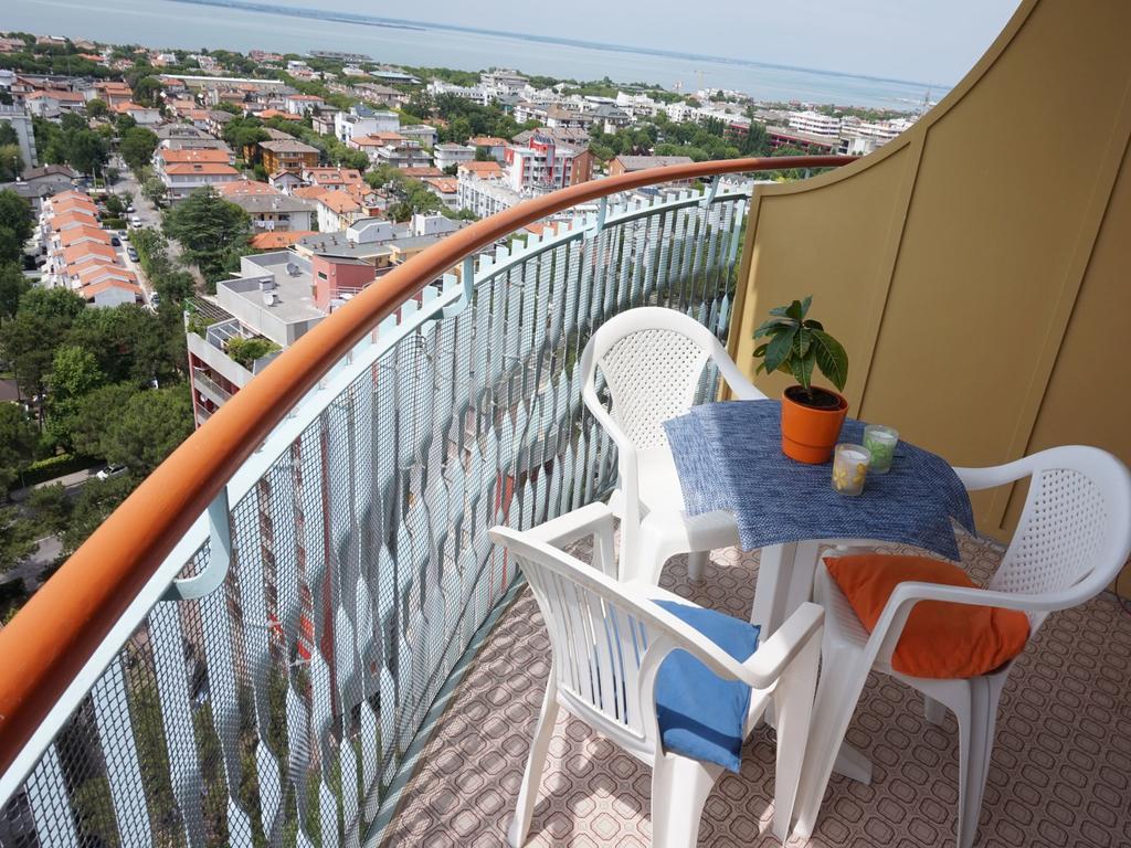 Appartamenti La Torre Lignano Sabbiadoro Eksteriør bilde